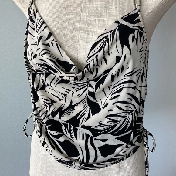 Forever 21 summer top duo - Picture 4 of 11